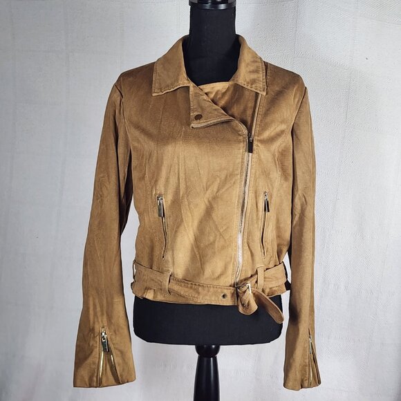 Wildflower Jackets & Blazers - Wildflower Tan Poly Faux Suede Belted Cropped Moto Jacket with Gold Accents Sz M